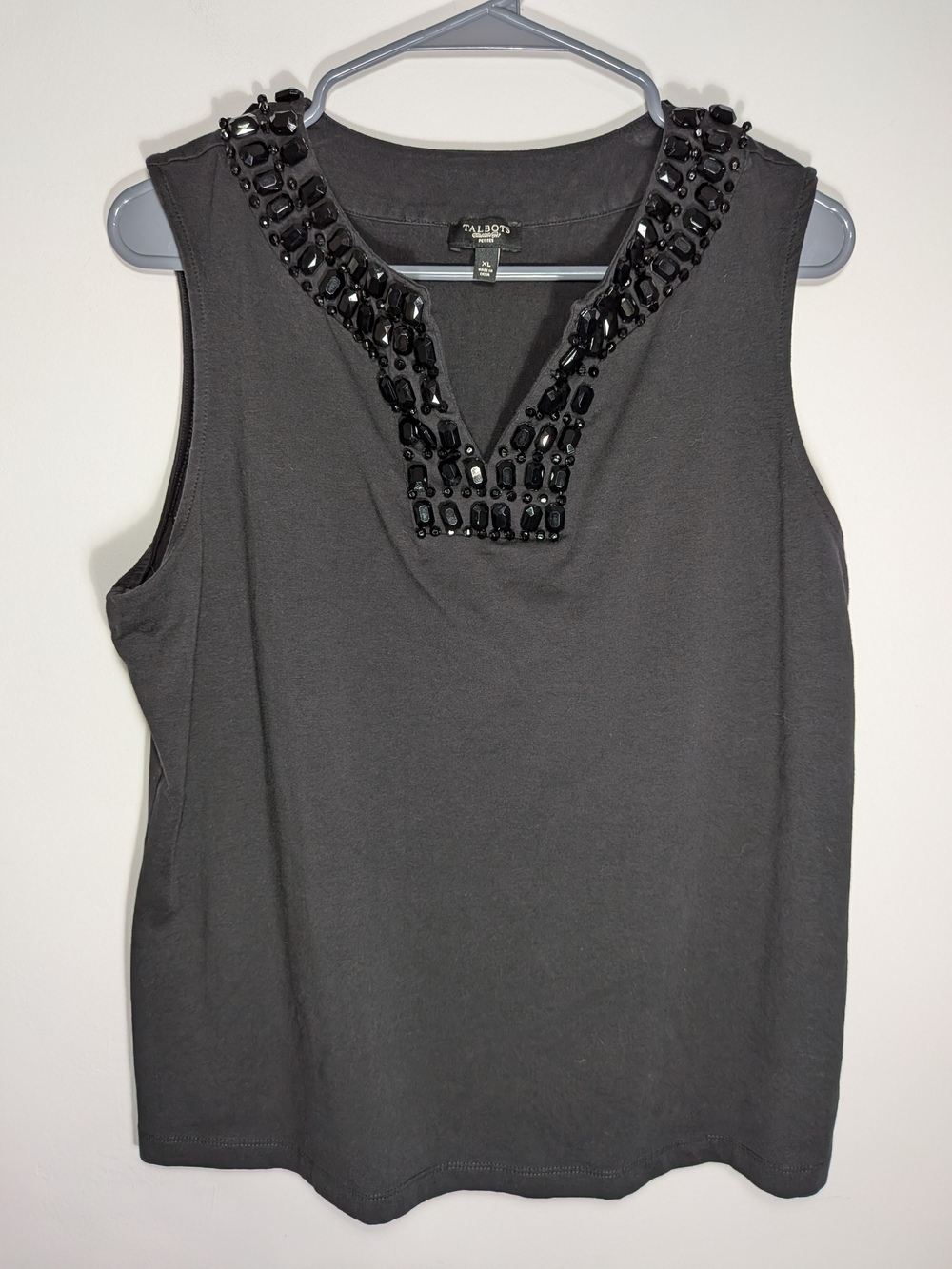 Talbots Petites Women’s Solid Black Sleeveless V-Neck Beaded Tank Top XL